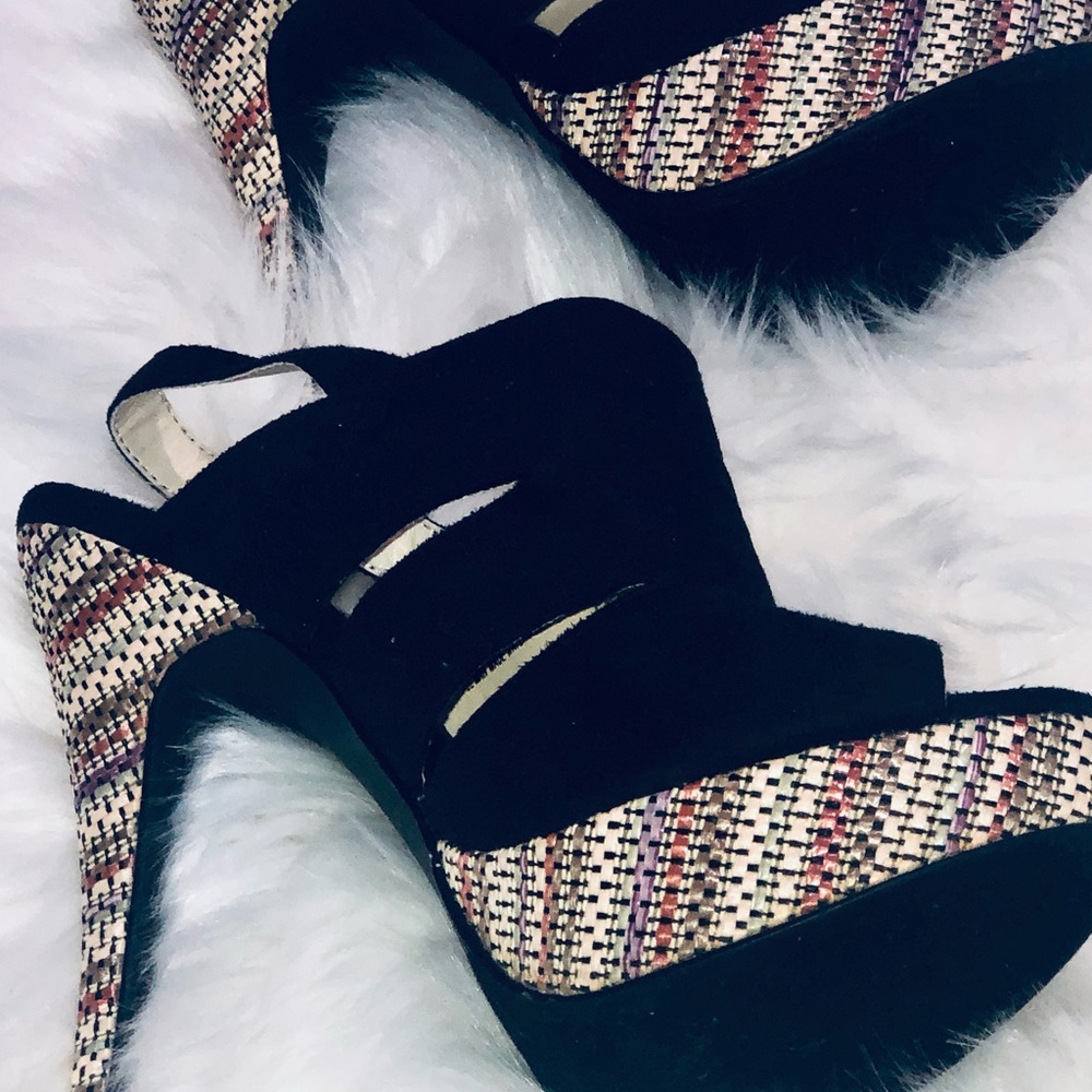 NWOT high hells shoes🌻🌼